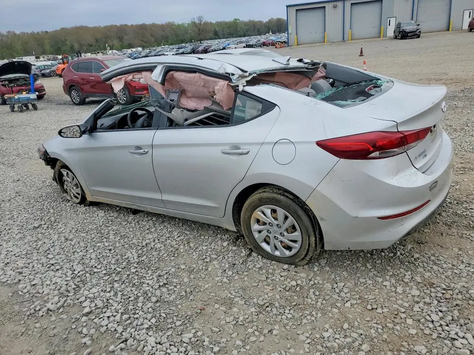 2017 HYUNDAI ELANTRA SE  