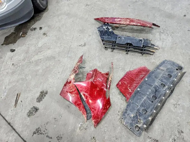 2020 NISSAN VERSA SR  