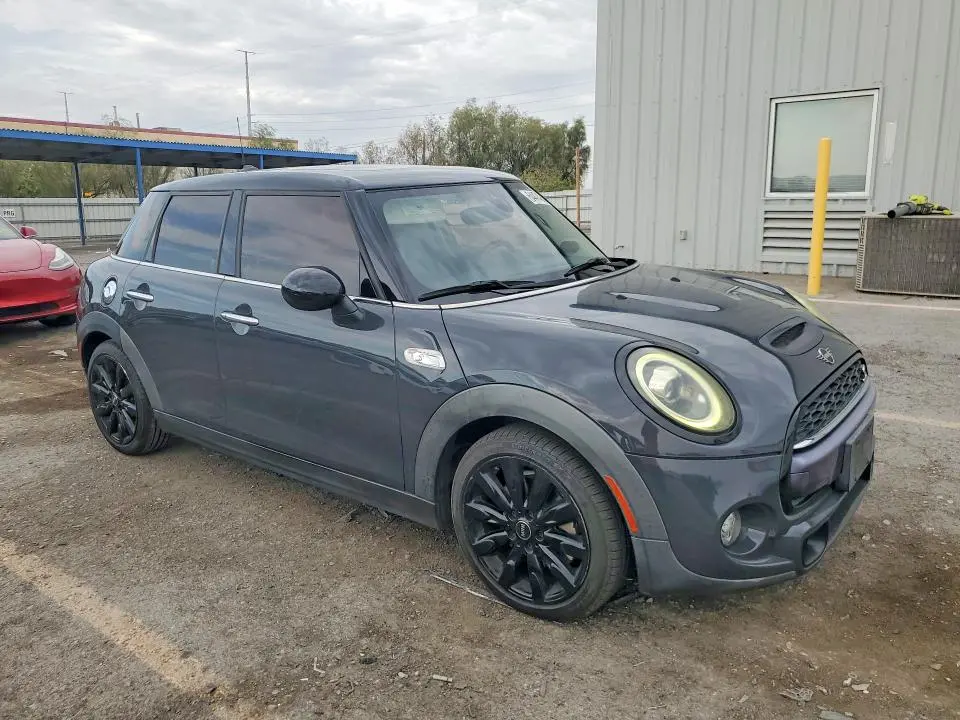 2019 MINI COOPER S  