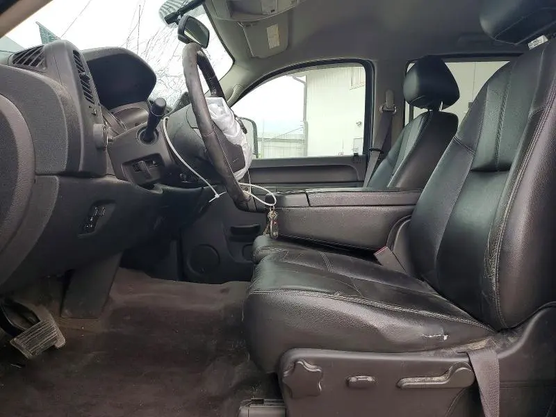 2013 CHEVROLET SILVERADO K2500 HEAVY DUTY LT  