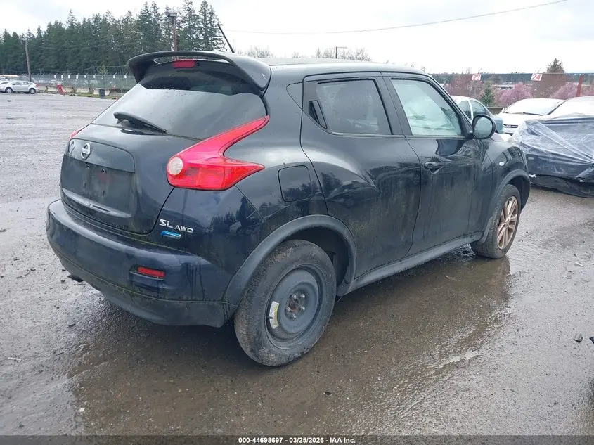 2013 NISSAN JUKE SL