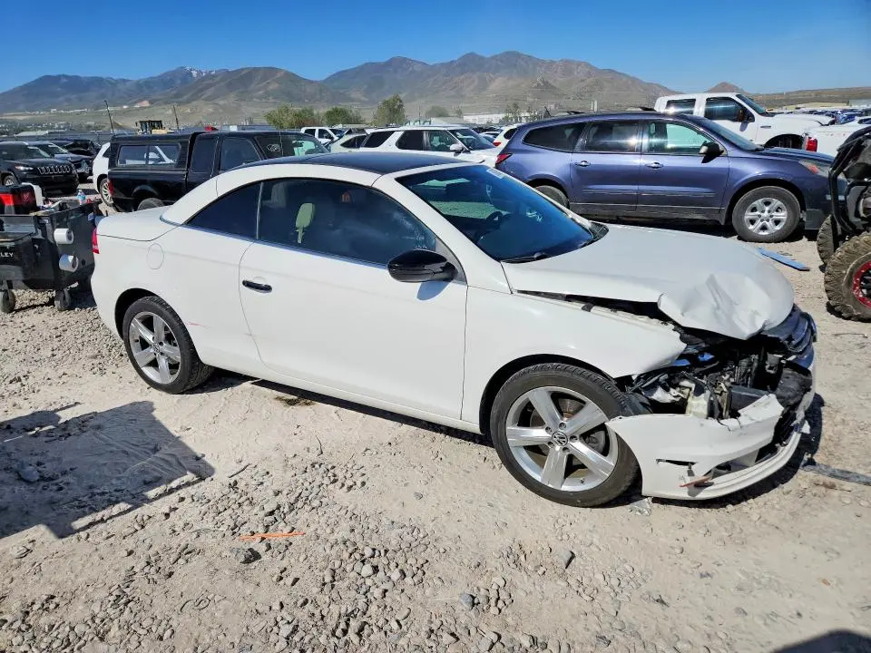 2012 VOLKSWAGEN EOS LUX  