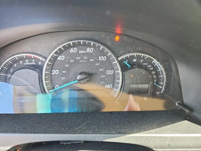 2014 TOYOTA CAMRY XLE  