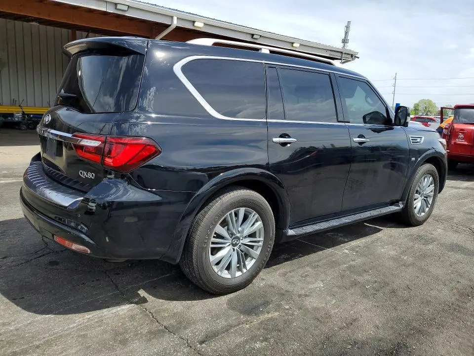 2019 INFINITI QX80 LUXE  
