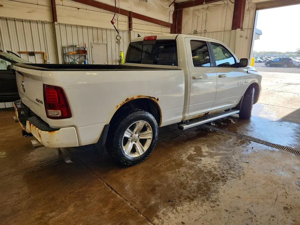 2013 RAM 1500 SPORT  