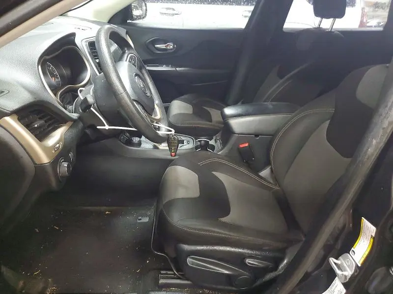 2014 JEEP CHEROKEE SPORT  