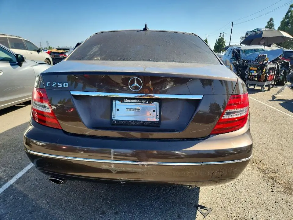 2013 MERCEDES-BENZ C 250  