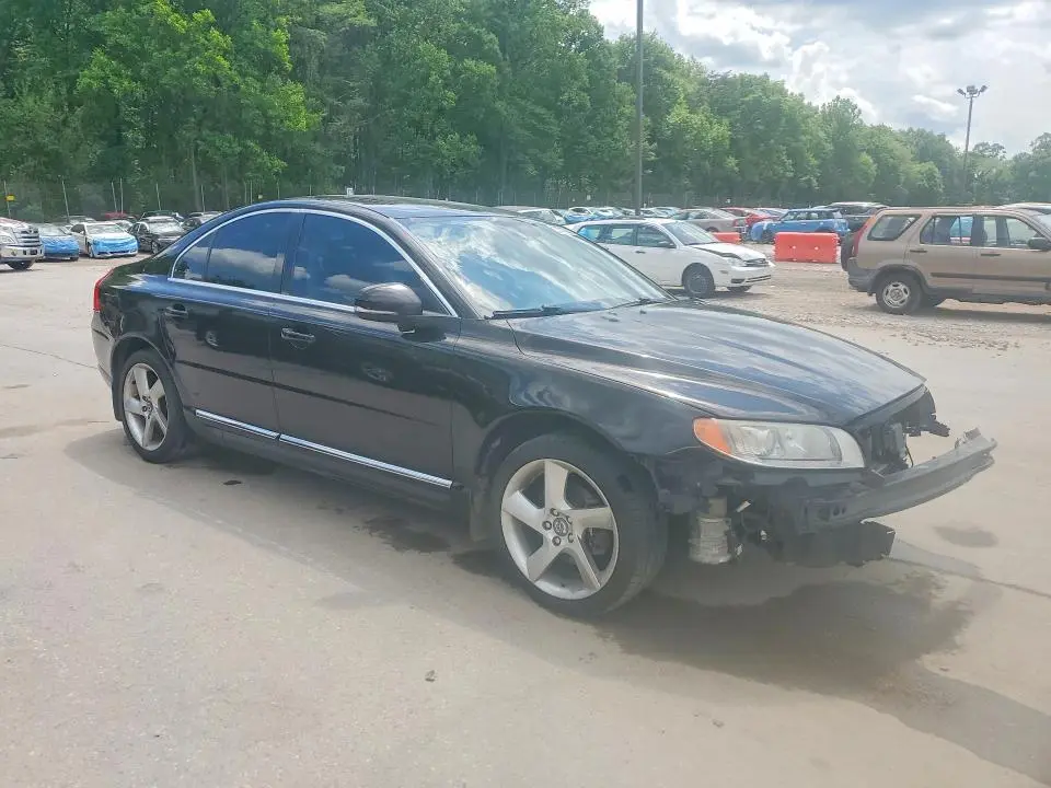 2012 VOLVO S80 T6  