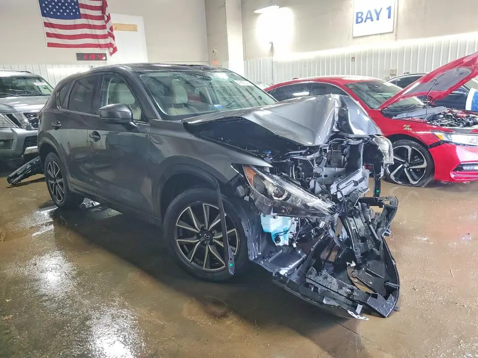 2018 MAZDA CX-5 TOURING  