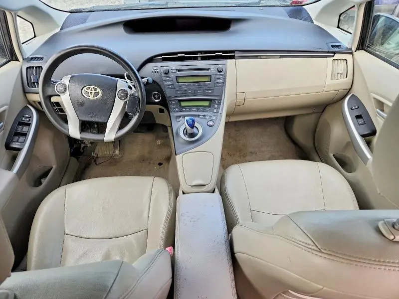 2011 TOYOTA PRIUS TWO  