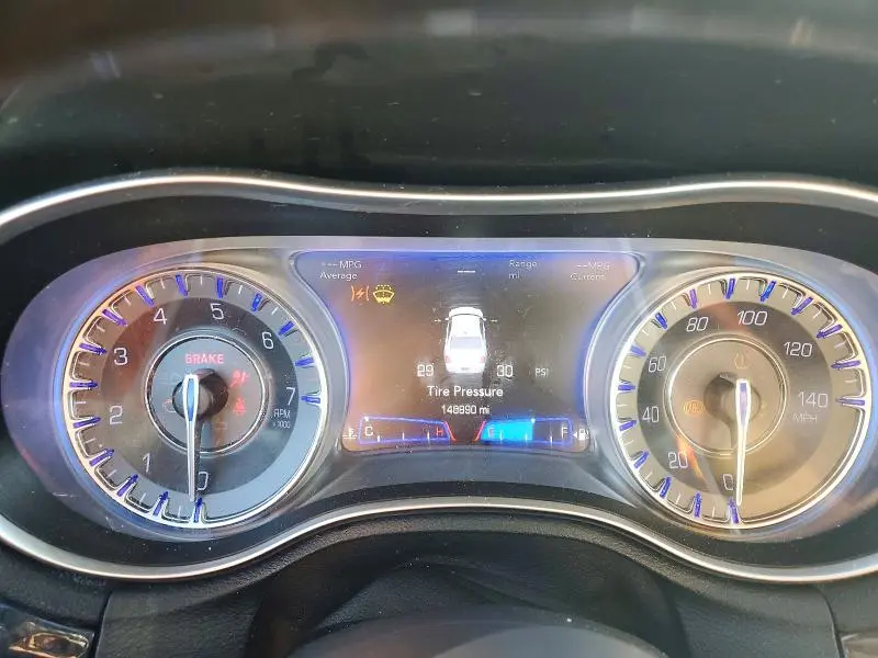 2019 CHRYSLER 300 LIMITED  