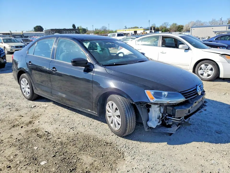 2013 VOLKSWAGEN JETTA BASE  
