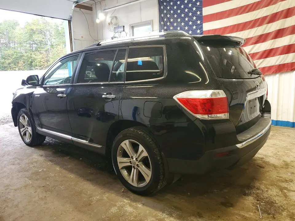 2013 TOYOTA HIGHLANDER LIMITED  