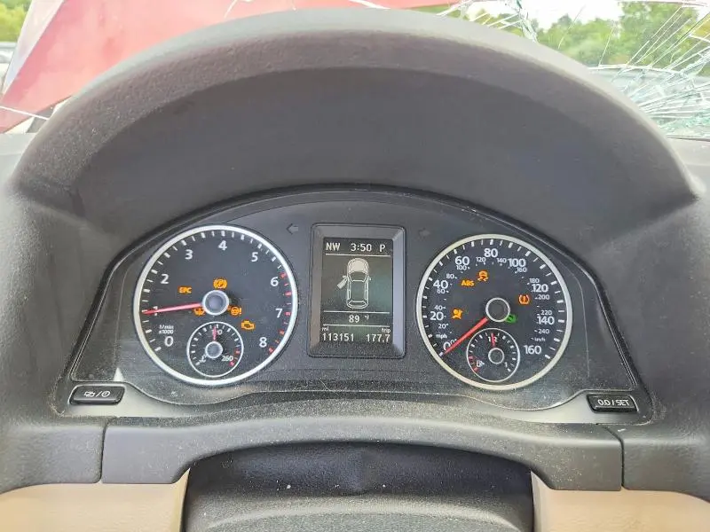 2015 VOLKSWAGEN TIGUAN S  