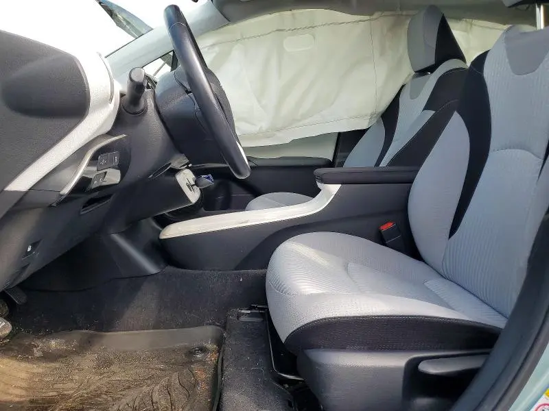 2016 TOYOTA PRIUS THREE  