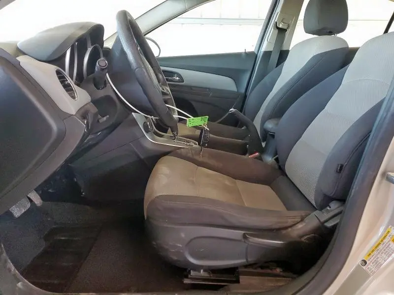 2013 CHEVROLET CRUZE LS  