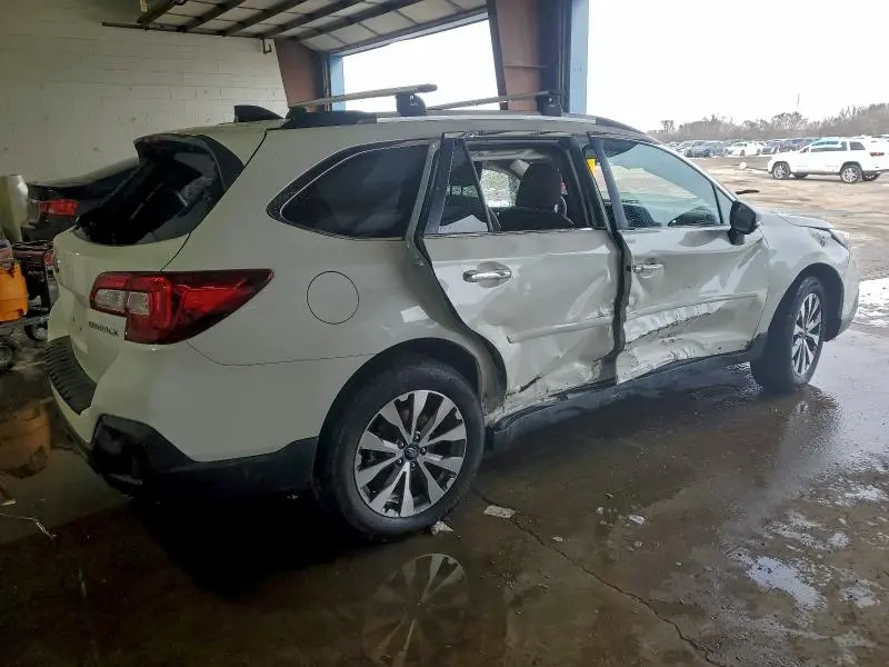 2019 SUBARU OUTBACK TOURING  