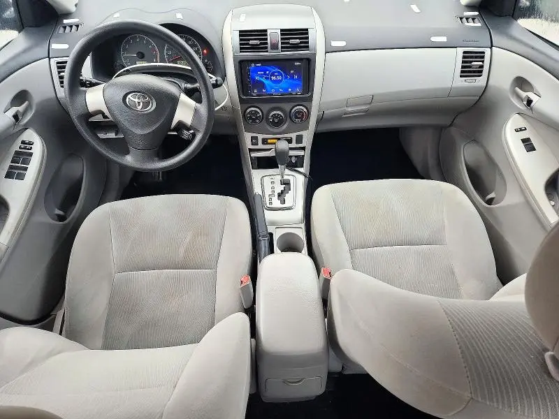 2011 TOYOTA COROLLA LE  