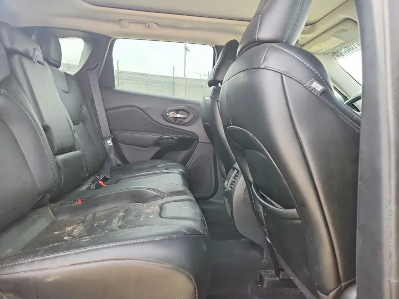 2022 JEEP CHEROKEE LATITUDE LUX  