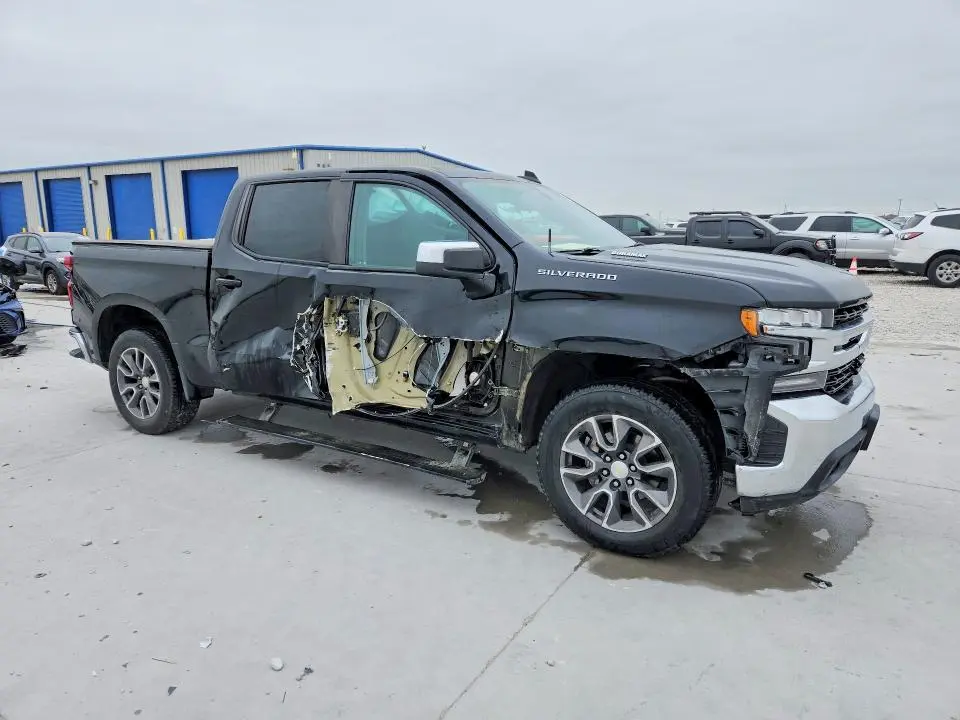 2021 CHEVROLET SILVERADO C1500 LT  