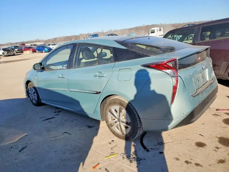 2017 TOYOTA PRIUS   