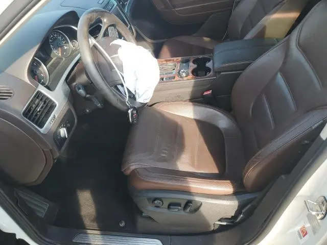 2012 VOLKSWAGEN TOUAREG HYBRID  