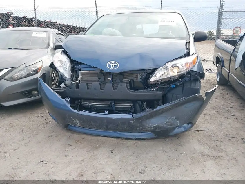 2014 TOYOTA SIENNA L V6 7 PASSENGER
