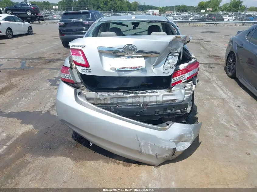 2010 TOYOTA CAMRY XLE