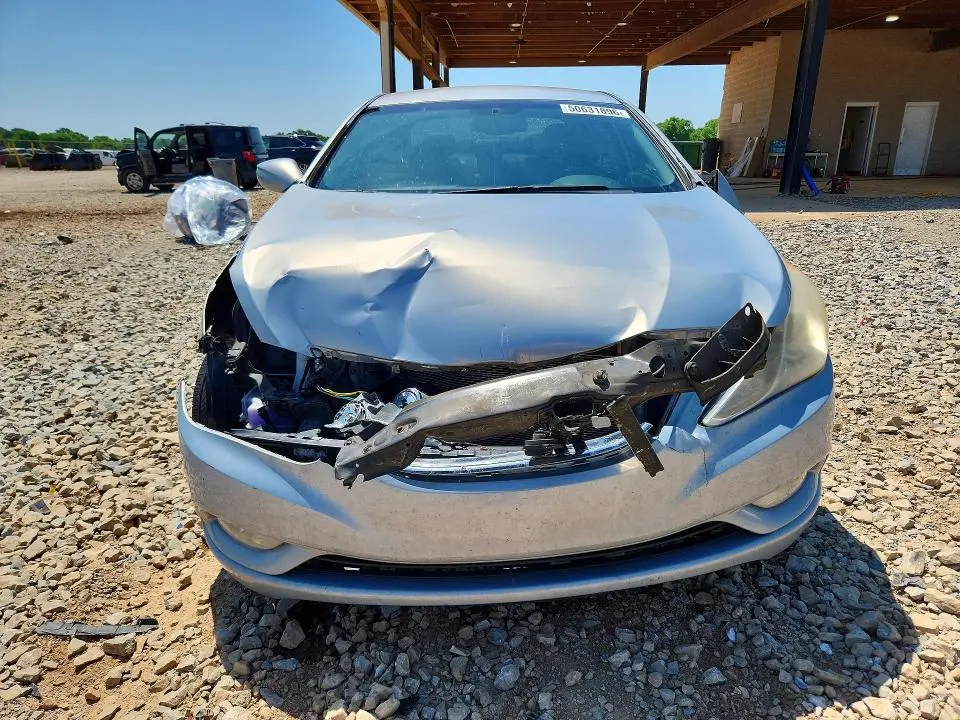 2012 HYUNDAI SONATA SE  