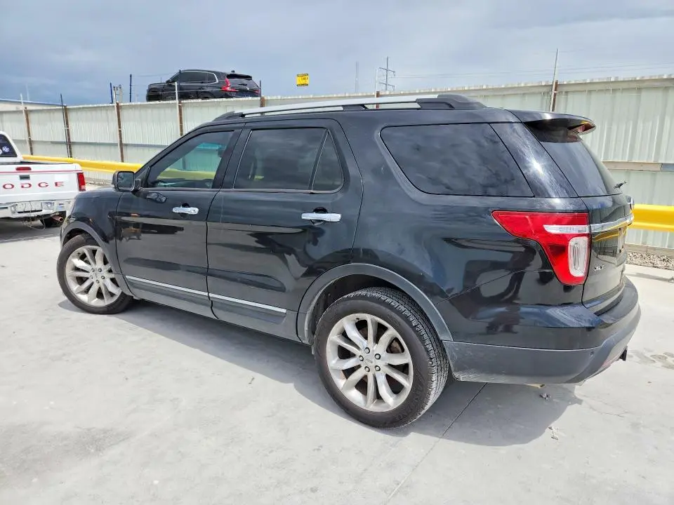 2013 FORD EXPLORER XLT  