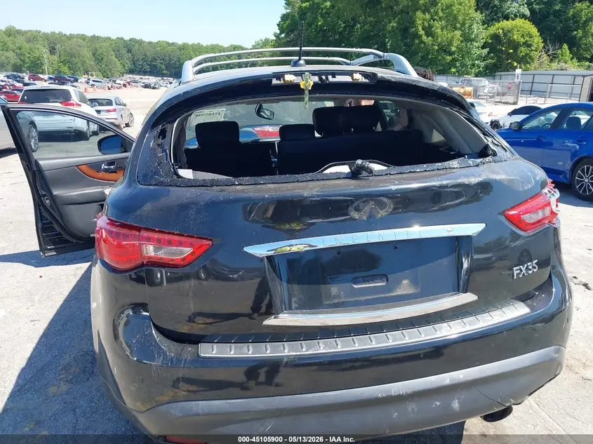 2011 INFINITI FX35  