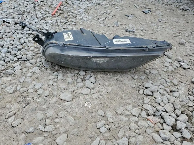 2015 CHRYSLER 300 LIMITED  