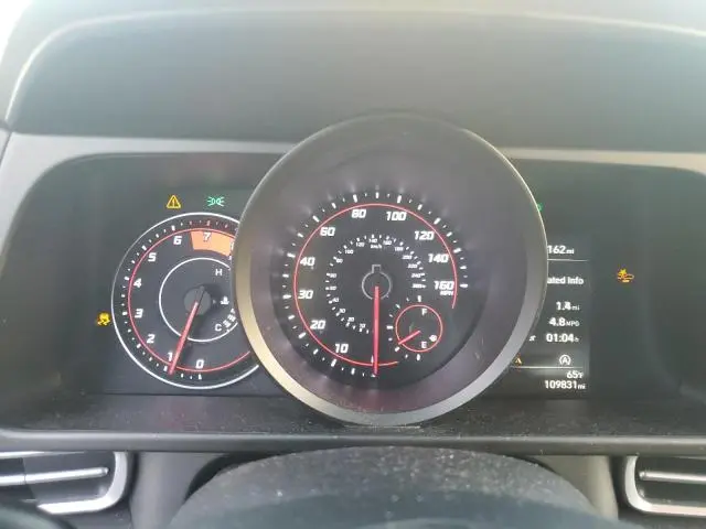 2021 HYUNDAI ELANTRA SE  