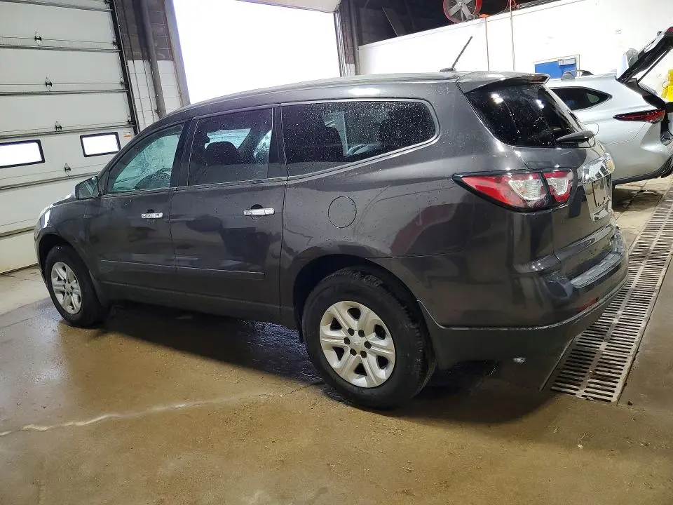 2013 CHEVROLET TRAVERSE LS  