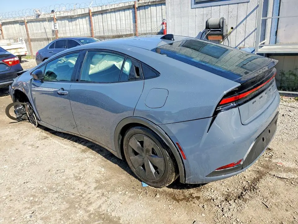 2026 TOYOTA PRIUS LE  
