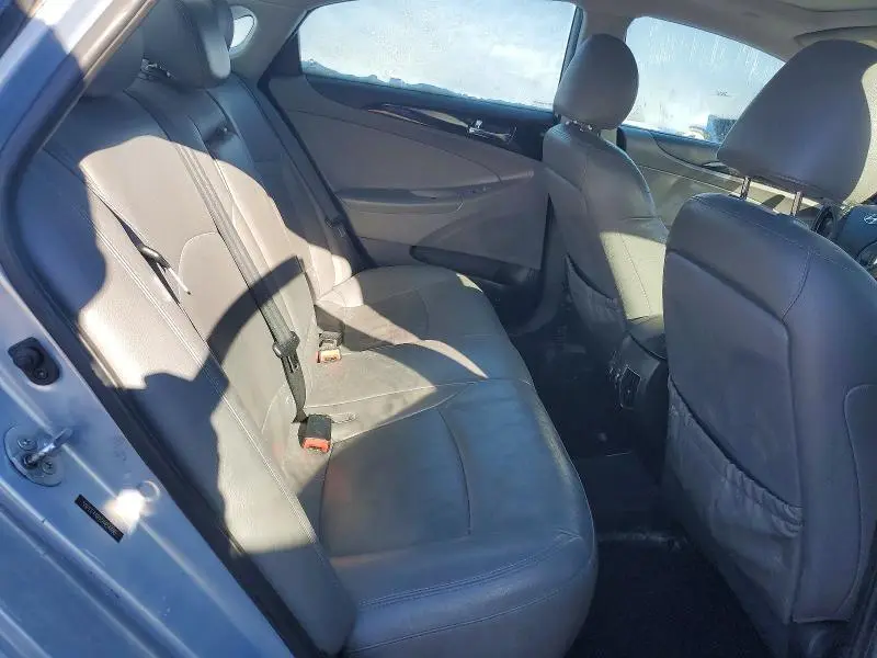 2012 HYUNDAI SONATA SE  