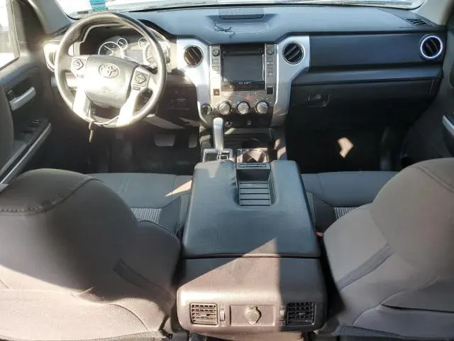 2016 TOYOTA TUNDRA CREWMAX SR5  