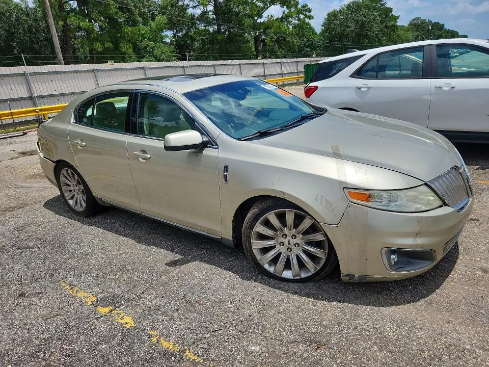2011 LINCOLN MKS   