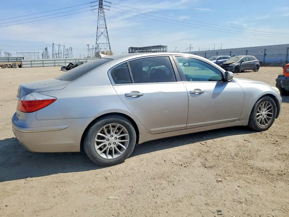 2010 HYUNDAI GENESIS 3.8L  