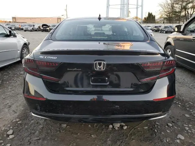 2022 HONDA ACCORD LX  