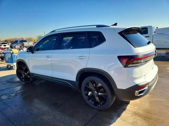 2025 VOLKSWAGEN TAOS SE  