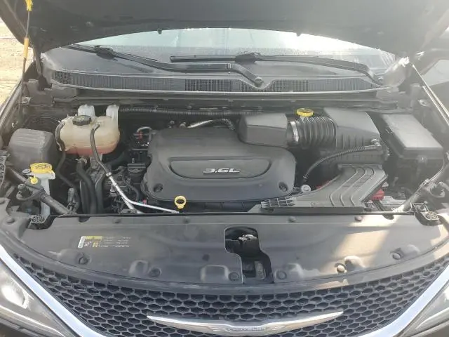 2017 CHRYSLER PACIFICA TOURING L  
