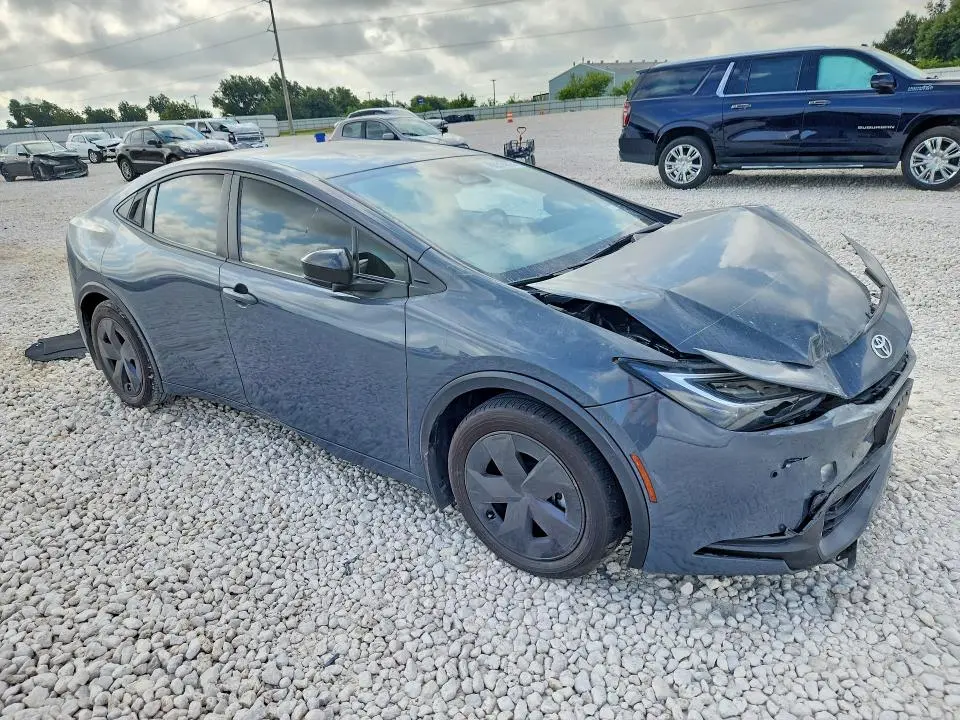 2024 TOYOTA PRIUS LE  