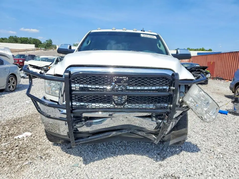 2016 RAM 2500 SLT  