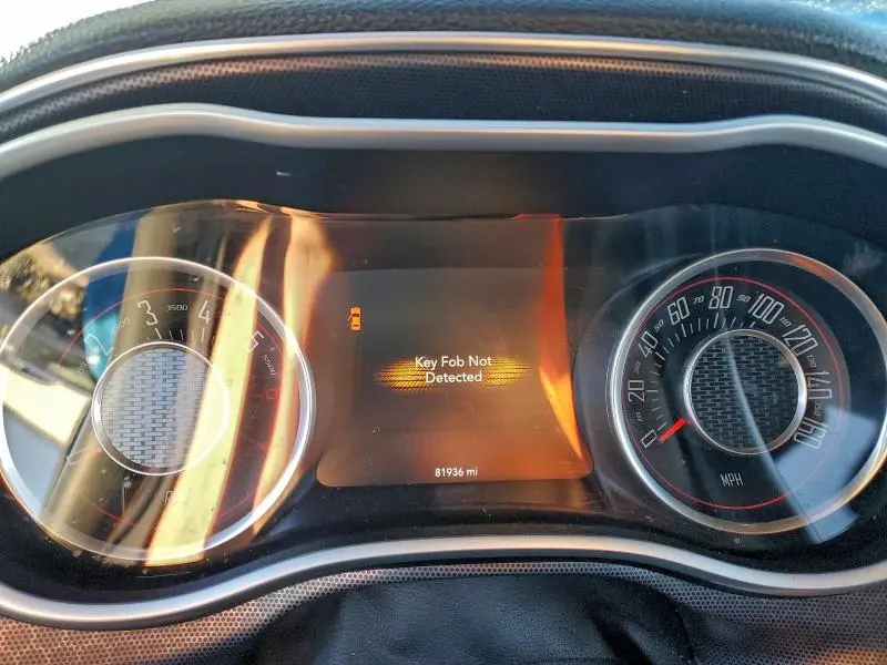 2015 DODGE CHALLENGER SXT PLUS  