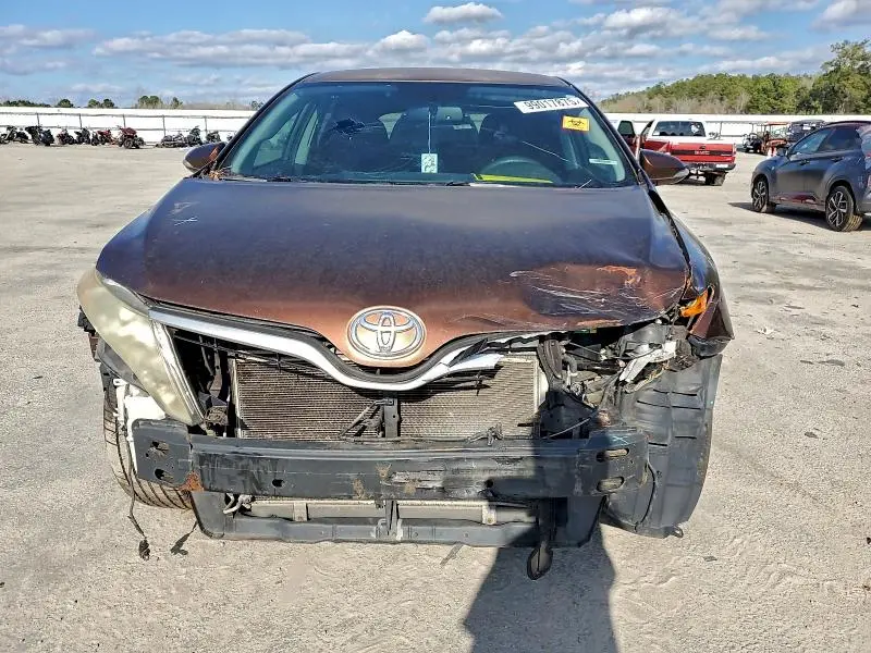 2013 TOYOTA VENZA LE  
