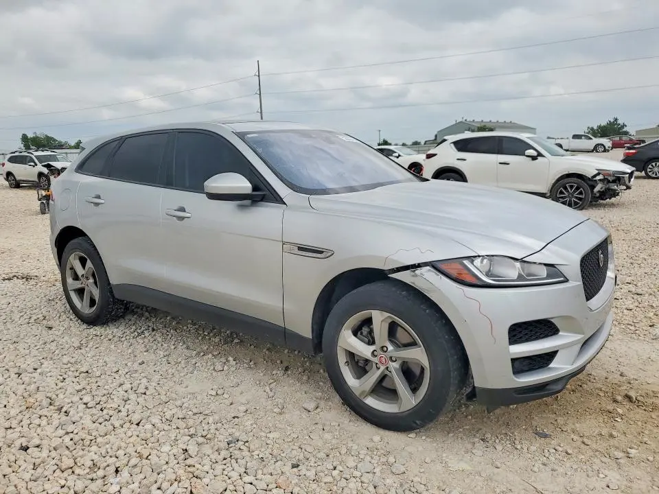 2018 JAGUAR F-PACE   