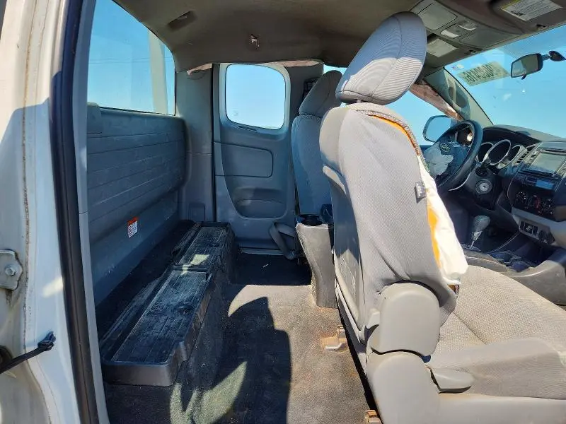 2015 TOYOTA TACOMA BASE  