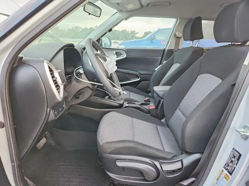 2021 KIA SOUL LX  