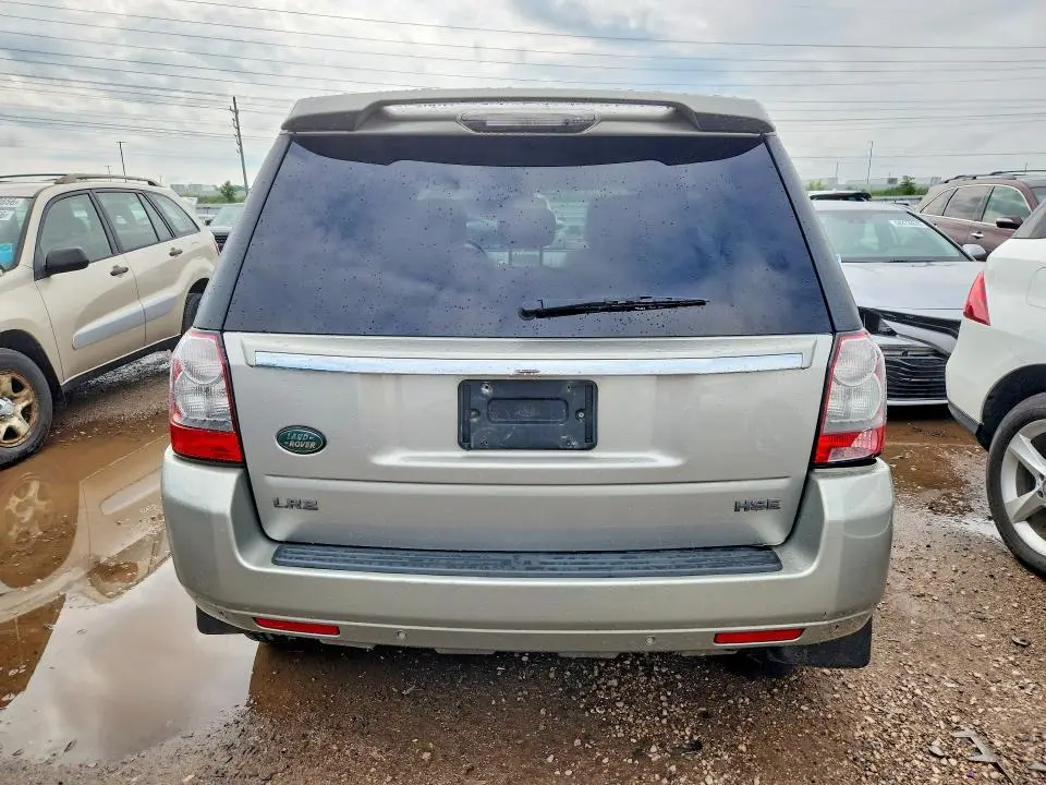 2011 LAND ROVER LR2 HSE LUXURY  